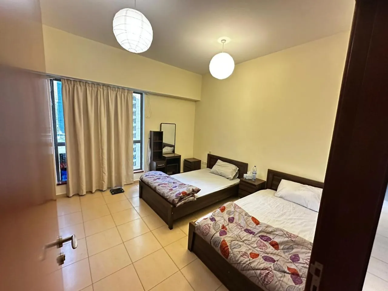 Spacious Bedroom Jbr Walk Near Tram & Beach Dubai 0*,  United Arab Emirates